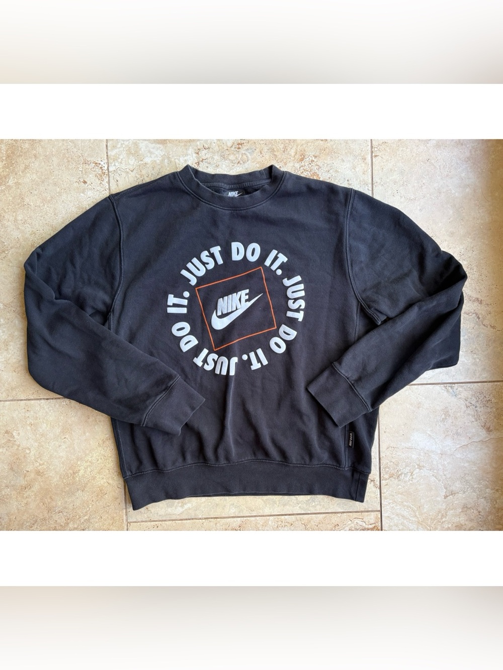 Nike  Men’s Black 'Just Do It.' Crewneck Sweatshirt